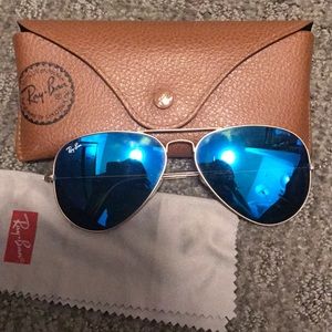 Blue rayban aviator sunglasses